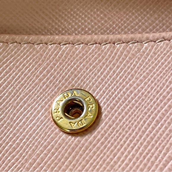 Prada pink saffiano leather gold logo card snap case wallet - Picture 10 of 11